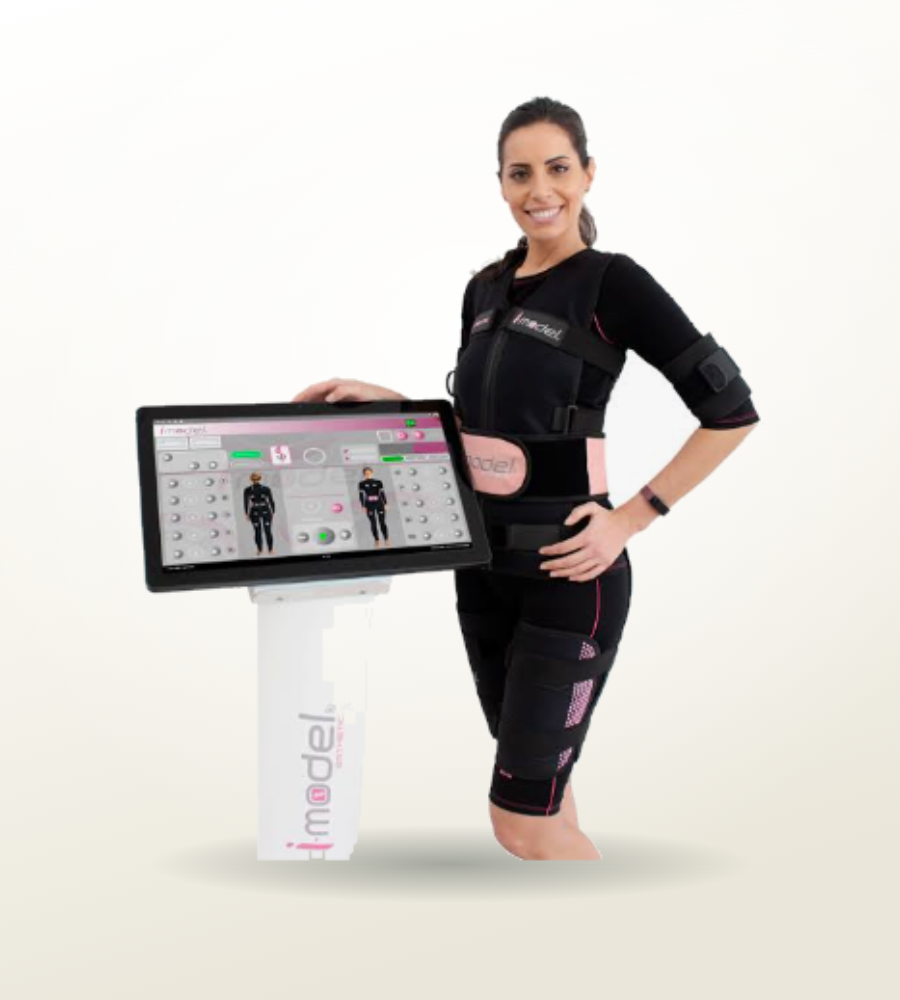 iModel, traje de eletroestimulação muscular com painel de controle